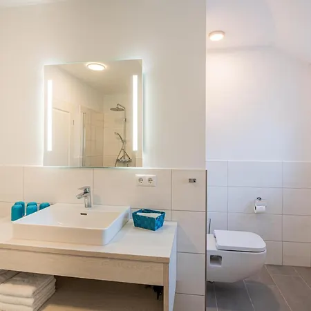 Haus Uhlenhorst We 2 Appartamento *