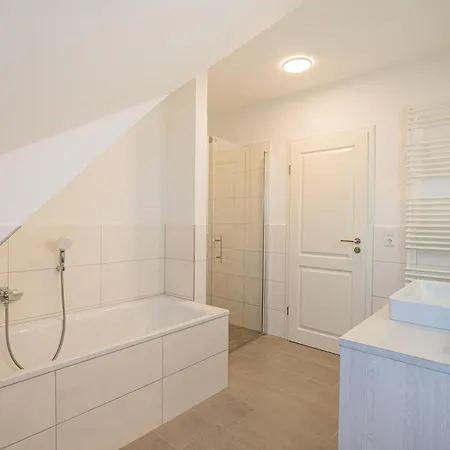 Haus Uhlenhorst We 2 *